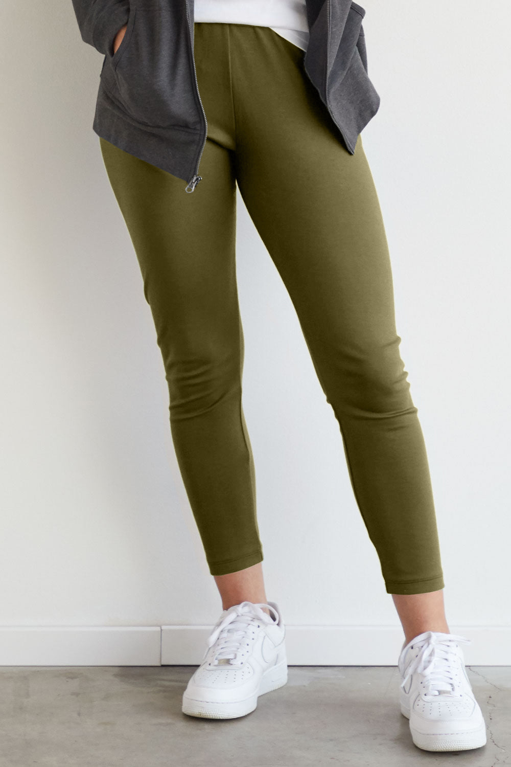 DryMove™ High Shine Sports tights - Sage green - Ladies | H&M IN